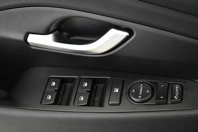Hyundai i30 1.0 TGDI N Line 30A 120